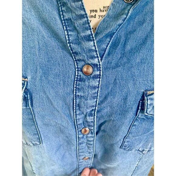 U Collection Denim Button Down Shirt - Picture 4 of 6